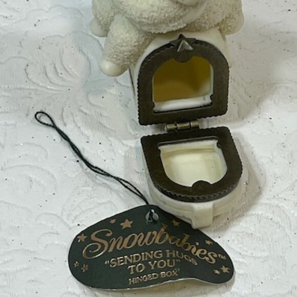 VTG Snow Babies Hugs & Kisses 1999 Hinged Mini Mailbox 2"x3" - Picture 11 of 16